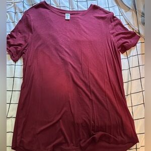 Longer maroon shirt from old navy size small